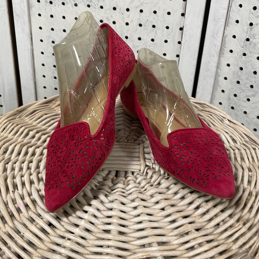 Vince Camuto flats - Picture 1 of 8